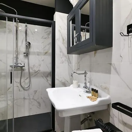 St James Suite Milan Exterior photo